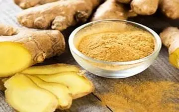 مشکی کردن موهای سفید با معجون شیر و زنجبیل