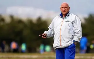  ۱۰ سال سابقه لیگ برتر دارم/شک نکنید سورپرایز لیگ برتر می شویم 