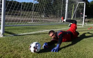  پرسپولیس به گندوز اعتماد کرد؛ دروازه‌بان جدید سرخ‌ها در ترکیب اصلی