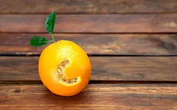 مصرف زیاد ویتامین c چه بلایی سرتان می آورد