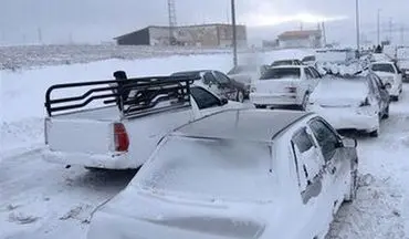 بارش برف و باران در جاده‌های ۲۰ استان/ وزارت راه: مردم سفر غیرضروری نروند 