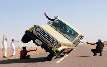 تفریحات لاکچری با خودرو های گرانقیمت + فیلم