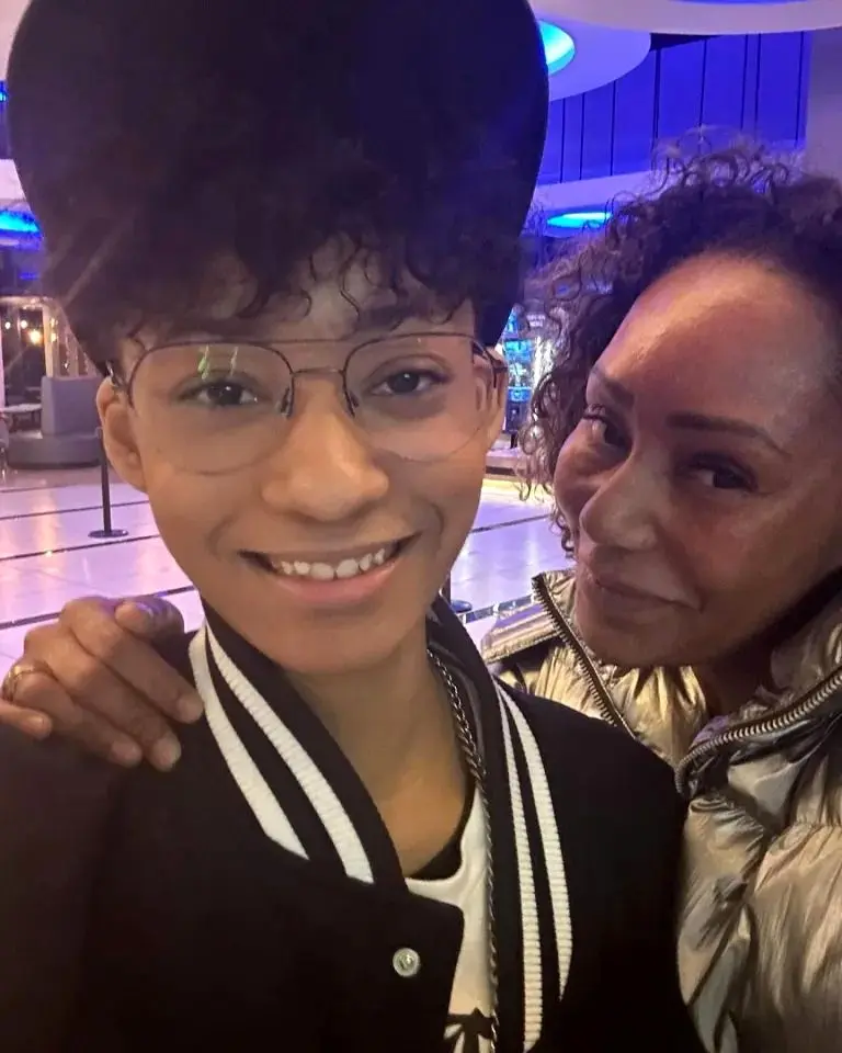 مل بی و پسرش