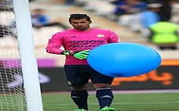  تیپ جدید فوتبالیست مشهور و همسر مدلش در خارج از ایران