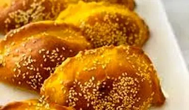 پیراشکی پیازچه و تخم مرغ رو این مدلی درست کن!