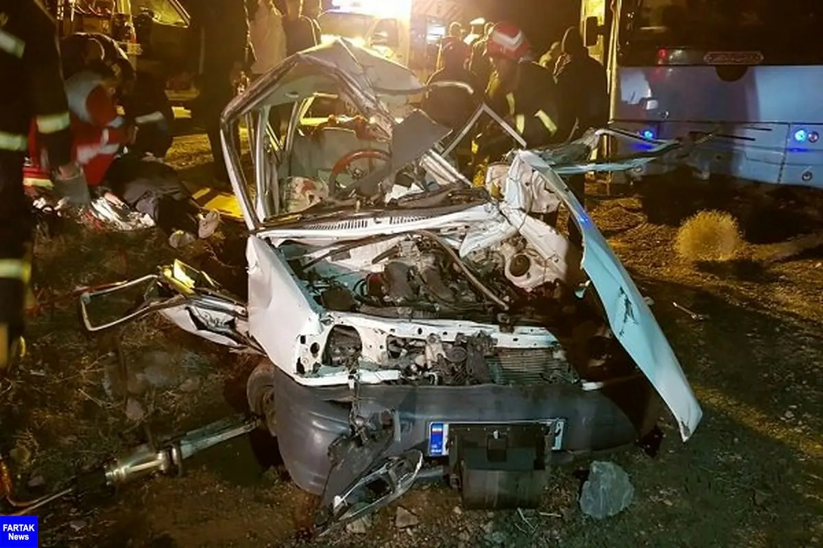 تصادف اتوبوس با پراید در جاده بجستان- فردوس ۲ کشته برجای گذاشت