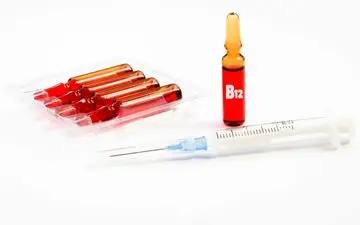 مزایا و عوارض جانبی تزریق ویتامین B۱۲ را بدانید