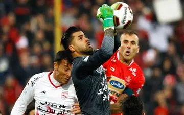 گزینه‌های پوشیدن شمارۀ یک تراکتورسازی؛ فروزان رفتنی شد