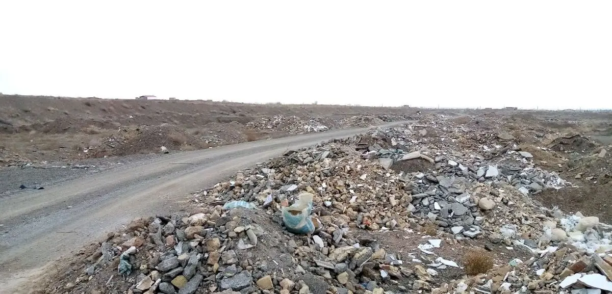 روزانه ۷۰۰ تن زباله و نخاله از محله آقاجان کرمانشاه خارج می‌شود