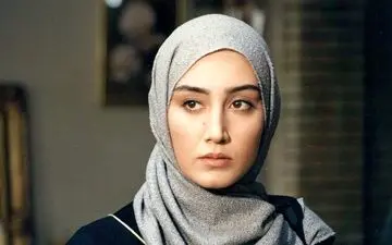 تصویر جالب از هدیه تهرانی با تیپ ساده در خیابانهای تهران