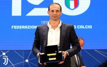 آلگری به عنوان سرمربی برتر سال 2018 سری آ انتخاب شد 