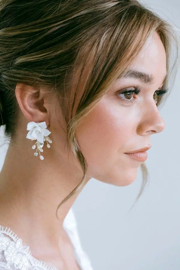 مدل گوشواره عروس با گل پارچه ای
