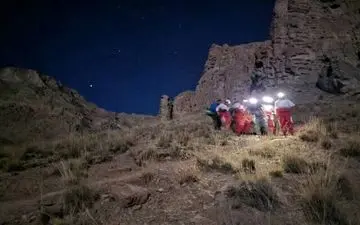 سقوط در تنگه سیاه کوهدشت؛ جسد کوهنورد پس از ساعت‌ها جست‌وجو پیدا شد