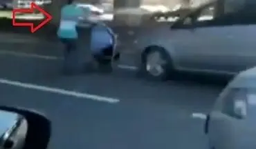 تصادف دلخراش مادر و نوزاد با خودرو + فیلم 
