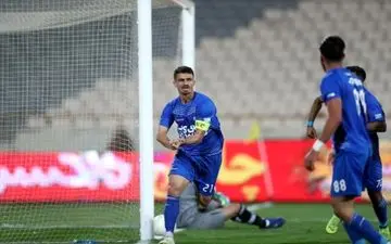 کاپیتان استقلال در کمیته انضباطی