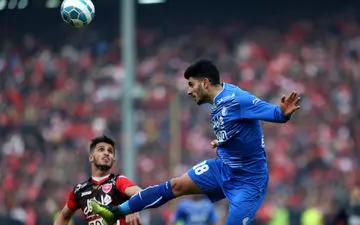 مدافع تیم استقلال محروم نیست 