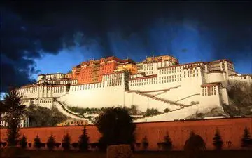 کاخ پوتالا؛ قصری با بیش از یک‌هزار اتاق+ تصاویر