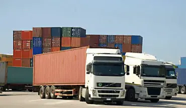 روز‌های پرکار گمرک مهران/ افزایش ۱۴۰درصدی صادرات کالا از مرز مهران
