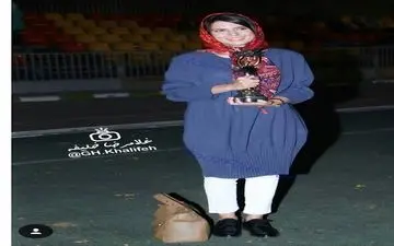 تیپ عجیب و متفاوت لیلا حاتمی در جشن خانه سینما+عکس