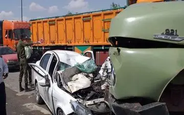 تصادف زنجیره ای در اتوبان کسایی تبریز
