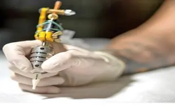  بهترین شیوه برای پاک کردن تاتو|بزرگ‌ترین اشتباه آرایشگرها در پاک کردن تاتو