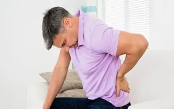 
۱۴ توصیه کاربردی برای تسکین کمردرد/ اینفوگرافیک