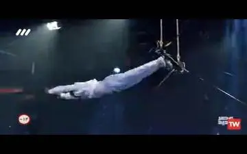 اوج هیجان و دلهره در اجرای احمد رضا گلکار / نفس احسان علیخانی حبس شد!