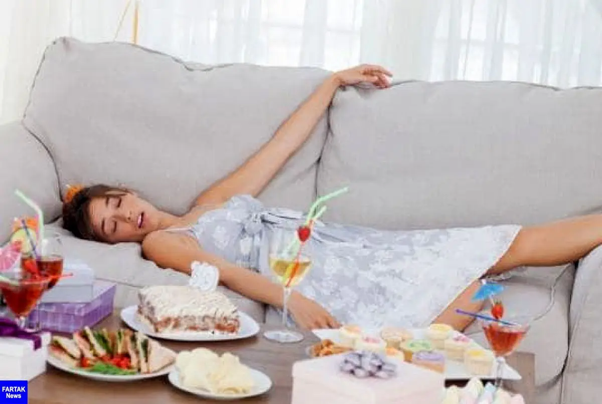 دلیل واقعی خواب آلودن بعد از ناهار چیست؟