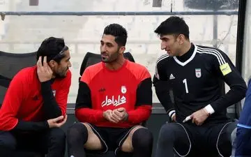 بررسی عملکرد بیرانوند و حسینی در دربی