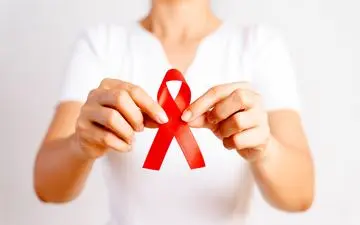 آیا ابتلا به HIV به منزله درگیر شدن به بیماری ایدز است؟