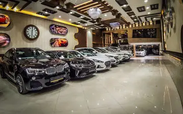 قیمت خودرو با کاهش نرخ دلار تعدیل می شود | پیش بینی قیمت خودرو در هفته های آینده