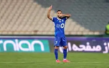 نکونام دلشوره گرفت؛ گلزن استقلال در خطر محرومیت!