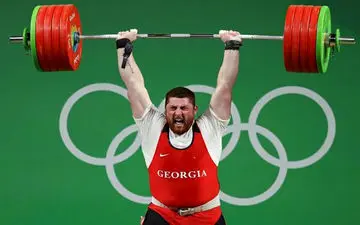 رکوردشکنی ستاره فوق سنگین وزنه‌برداری گرجستان در المپیک