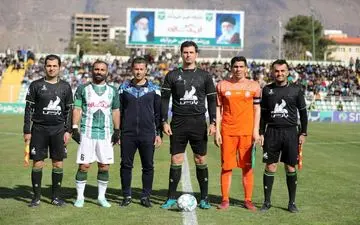 لیگ برتر چشم انتظار لرها 