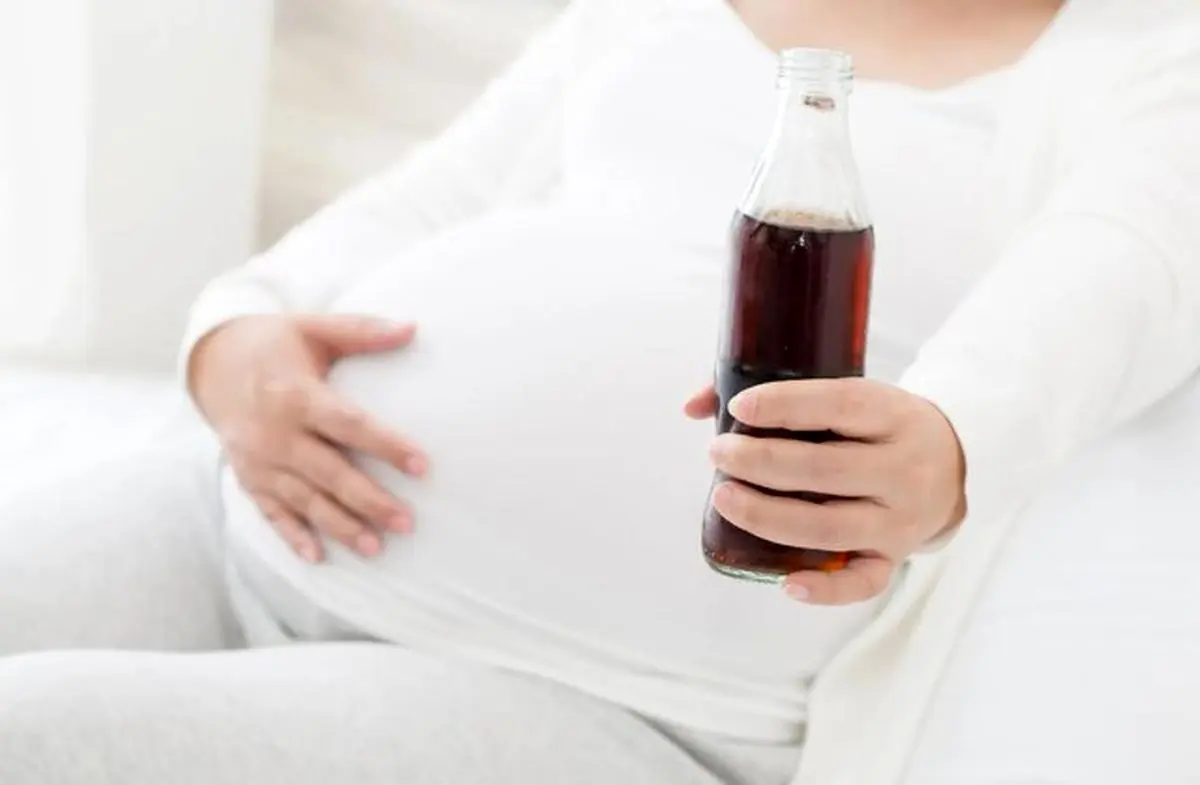 عوارض نوشابه‌های انرژی‌زا در دوران حاملگی