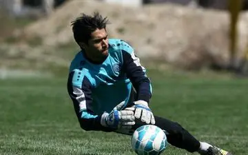 گلر استقلال به دنبال جدایی/ آبی ها به فکر گلر جدید