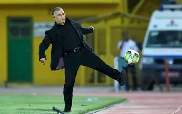 سرمربی آبی ها این پرسپولیسی را می خواهد!