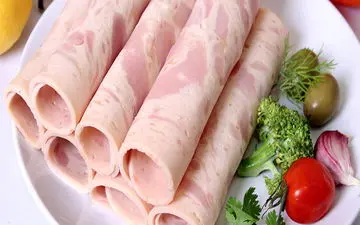 کالباس خانگی: لذتی سالم و مغذی