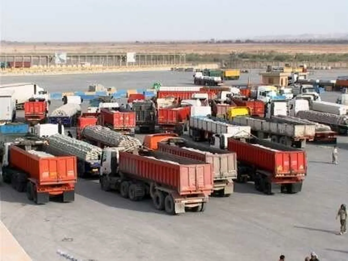 ۲۲۹ هزار تن محصولات کشاورزی از مرز مهران به عراق صادر شد