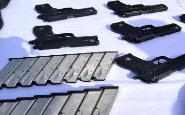 کشف 5 قبضه سلاح غیر مجاز در دالاهو 