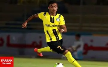 شاگرد سرمربی پرسپولیسی نگران فصل آینده/ چند پیشنهاد خوب و بزرگ دارم