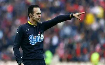 اعلام داوران هفته چهاردهم لیگ برتر| حاج ملک داور بازی پرسپولیس و بنیادی فر قاضی دیدار استقلال شد
