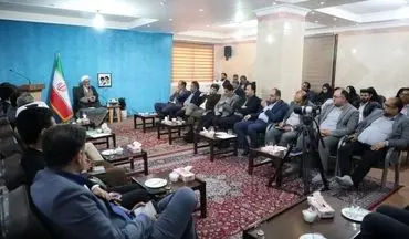 تکریم ارباب رجوع در ادارات استان سمنان