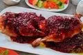 طرز تهیه مرغ زعفرانی با رب انار؛ یک غذای شیک و خوش‌طعم برای مهمانی‌ها