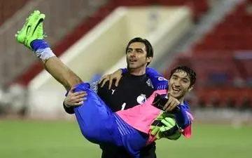  بازیکن استقلالی لژیونر می شود؟