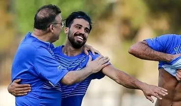 علی دشتی در باشگاه استقلال حاضر شد