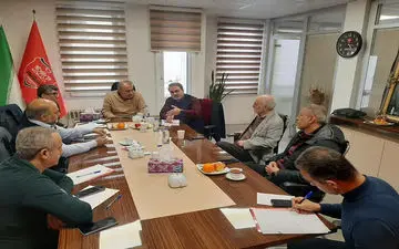 گل‌محمدی در جلسه هیات مدیره پرسپولیس
