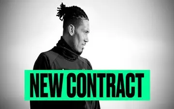 قرارداد جدید اسمالینگ با منچستر یونایتد