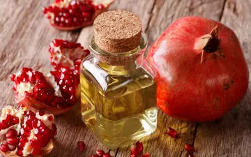 آشنایی با خواص روغن هسته انار