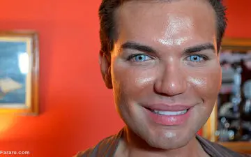 سکوت مرد عروسکی در تهران شکست! +عکس